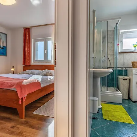 Lovely In With House Sea View *