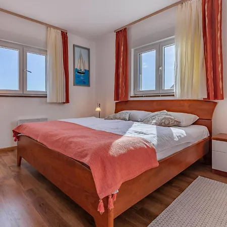 Appartement Lovely In With House Sea View Medulin